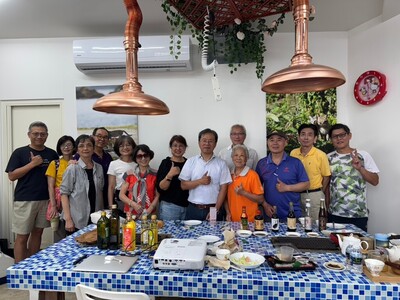 (BP33)元培食科系USR計畫前進微風之丘社區 講解食品安全與醬油選購圖片(另開新視窗)