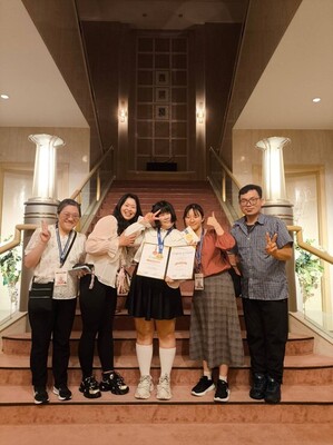 (CP35)元培企管系「長者步行紀錄智慧枴杖」榮獲2026日本國際發明展金牌圖片(另開新視窗)